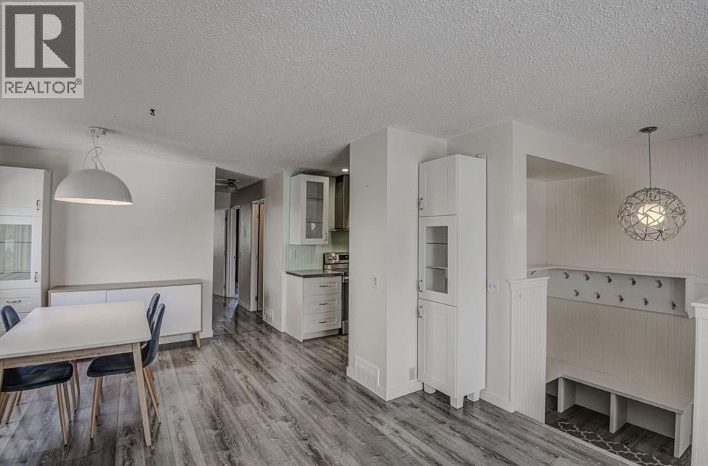 8408 BERKLEY ROAD NORTHWEST Image 8