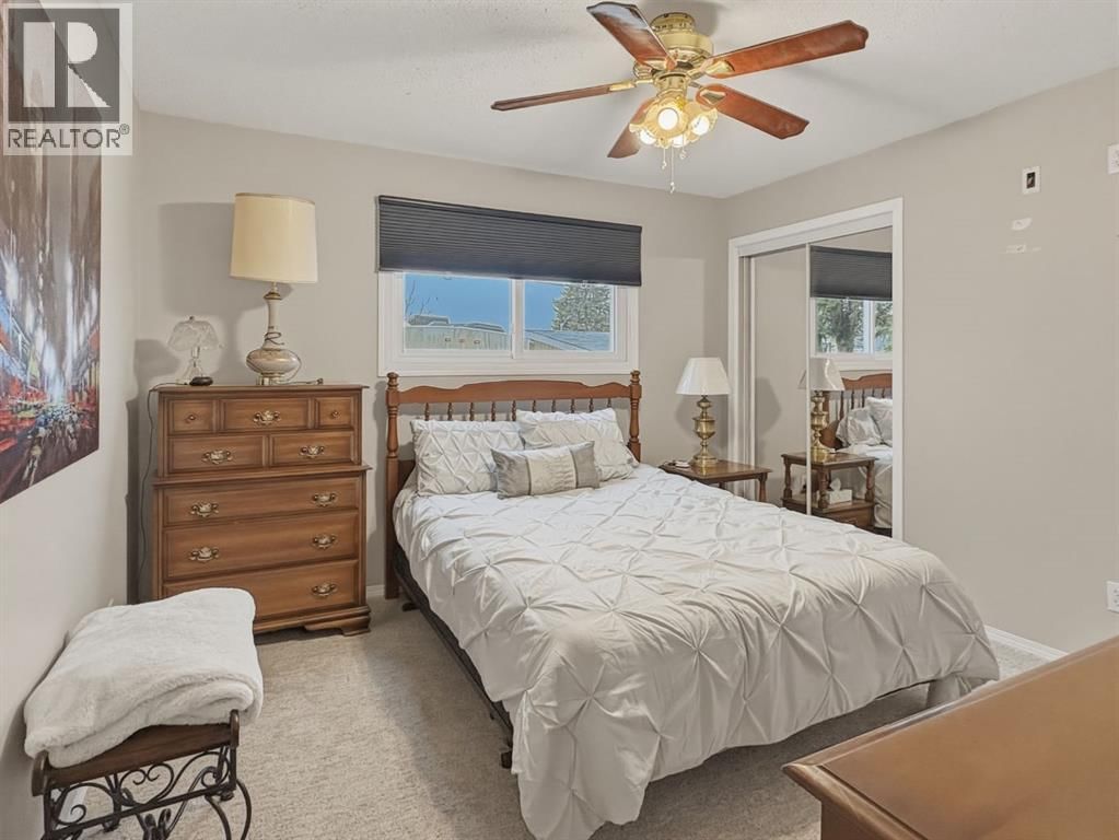 5336 52 CLOSE Image 11