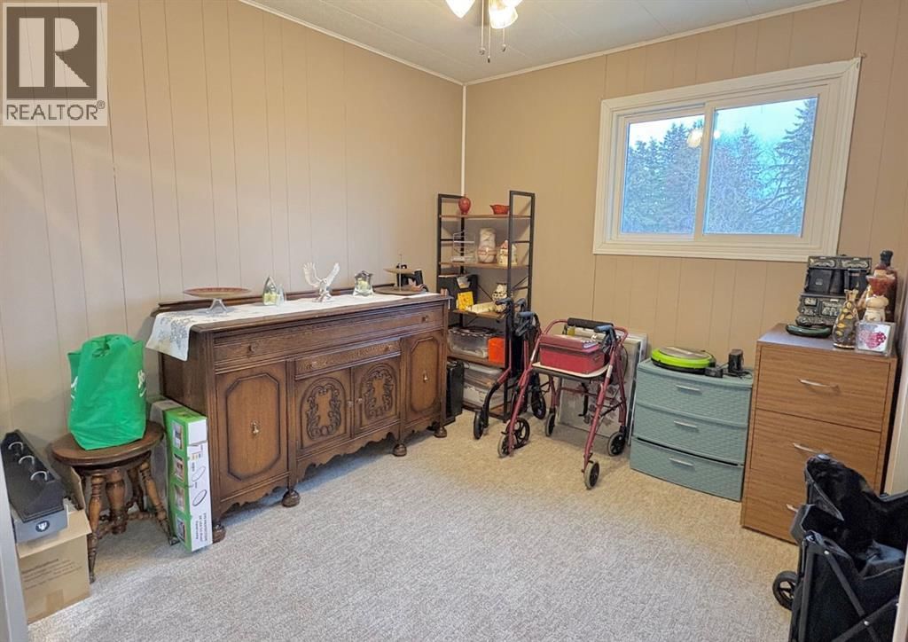 5336 52 CLOSE Image 14