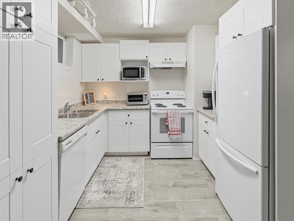 5336 52 CLOSE Image 23