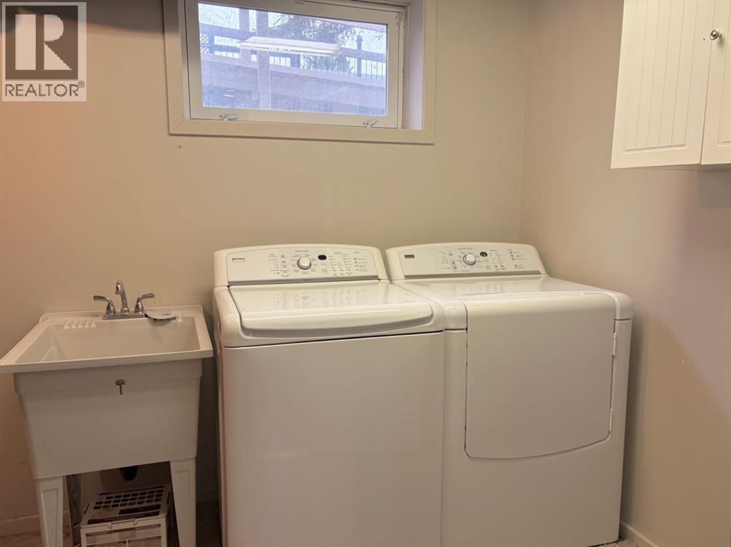 5336 52 CLOSE Image 30