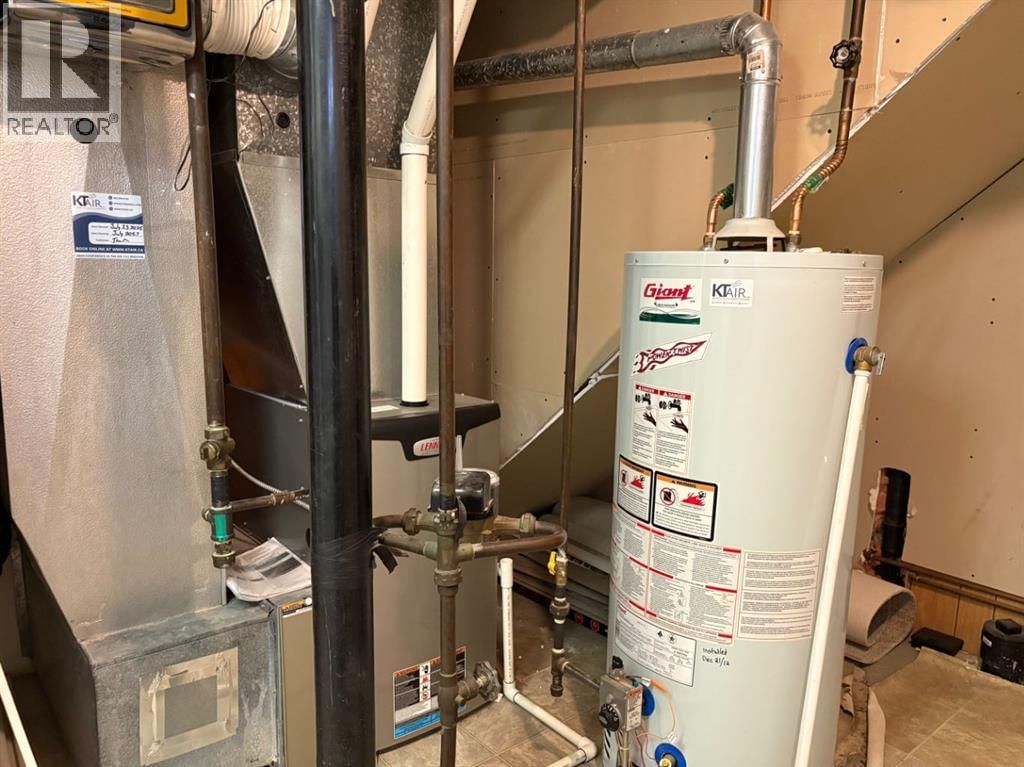 5336 52 CLOSE Image 31