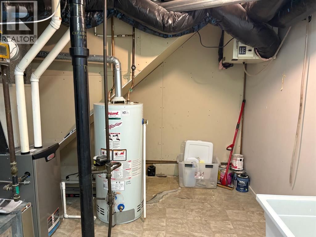 5336 52 CLOSE Image 32