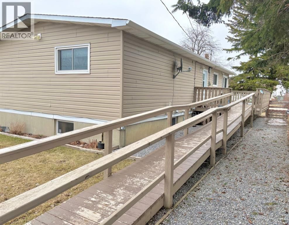 5336 52 CLOSE Image 34