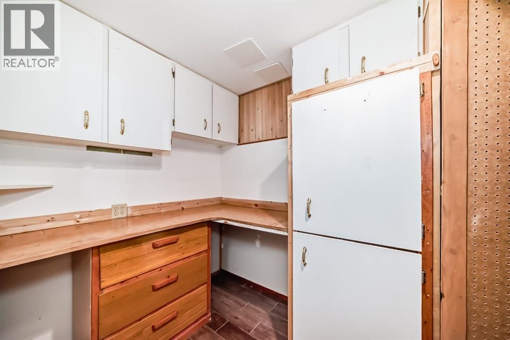 255 FALSHIRE WAY NORTHEAST Image 24