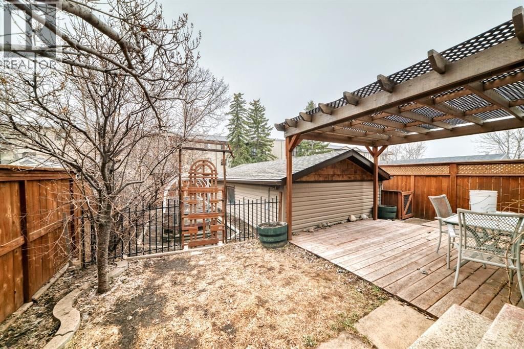 255 FALSHIRE WAY NORTHEAST Image 28