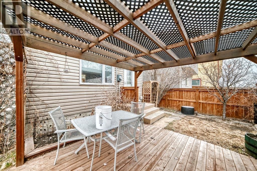 255 FALSHIRE WAY NORTHEAST Image 30