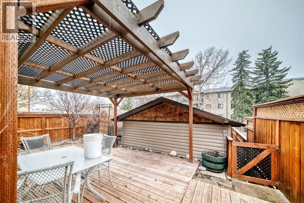 255 FALSHIRE WAY NORTHEAST Image 31