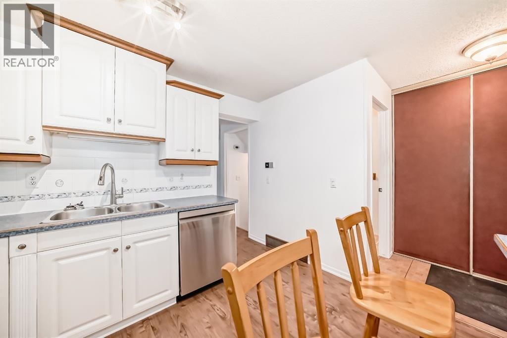 255 FALSHIRE WAY NORTHEAST Image 7