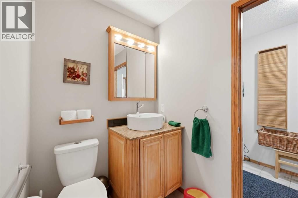 127 KINCORA HEIGHTS NORTHWEST Image 11