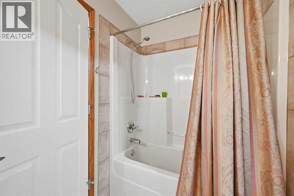 127 KINCORA HEIGHTS NORTHWEST Image 12