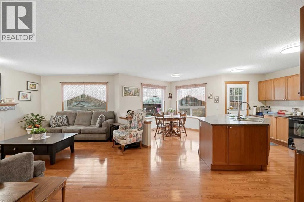 127 KINCORA HEIGHTS NORTHWEST Image 13