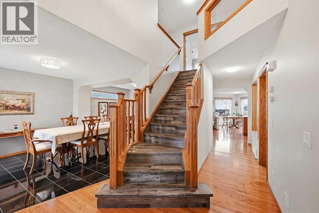 127 KINCORA HEIGHTS NORTHWEST Image 5