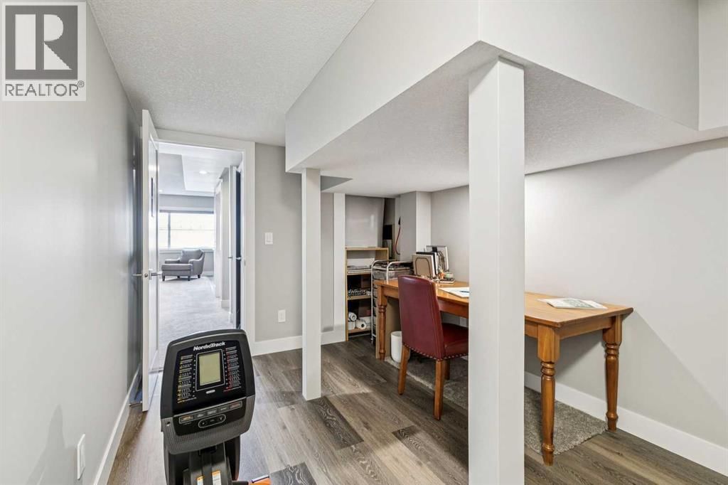 280 YORKVILLE MANOR SOUTHWEST Image 38