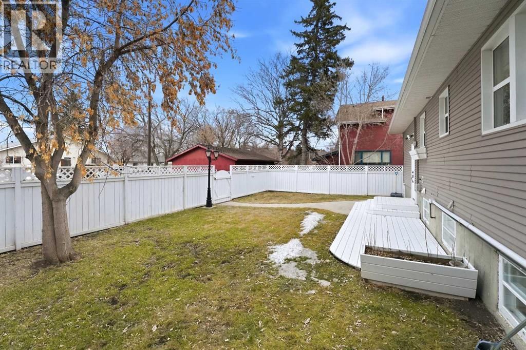 4624 49 STREET Image 23