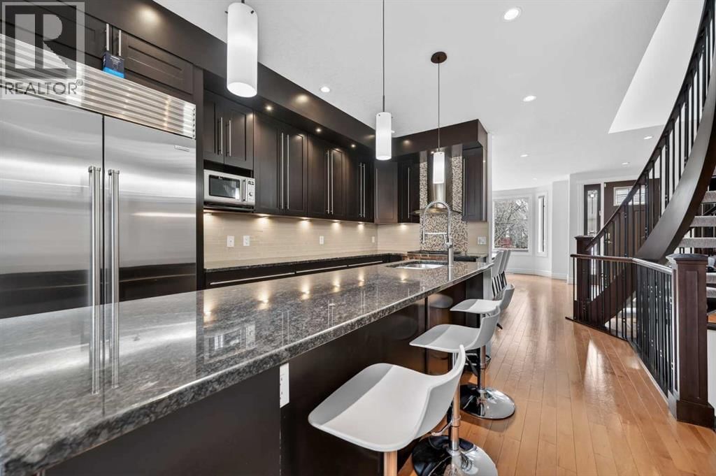 1924 48 AVENUE SOUTHWEST Image 13