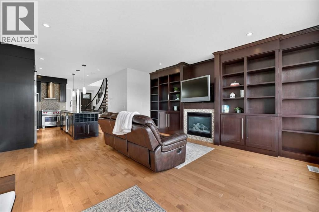 1924 48 AVENUE SOUTHWEST Image 15