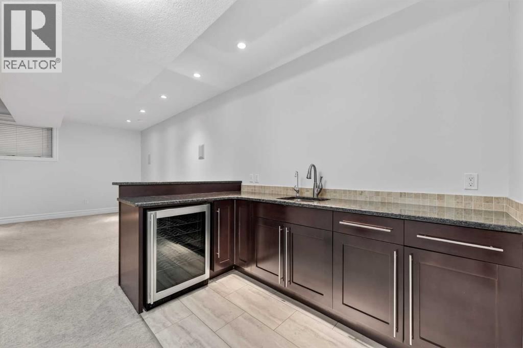 1924 48 AVENUE SOUTHWEST Image 31