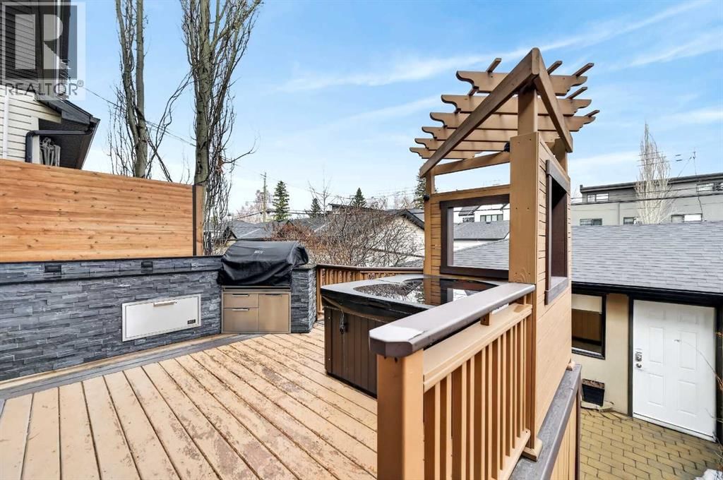 1924 48 AVENUE SOUTHWEST Image 38