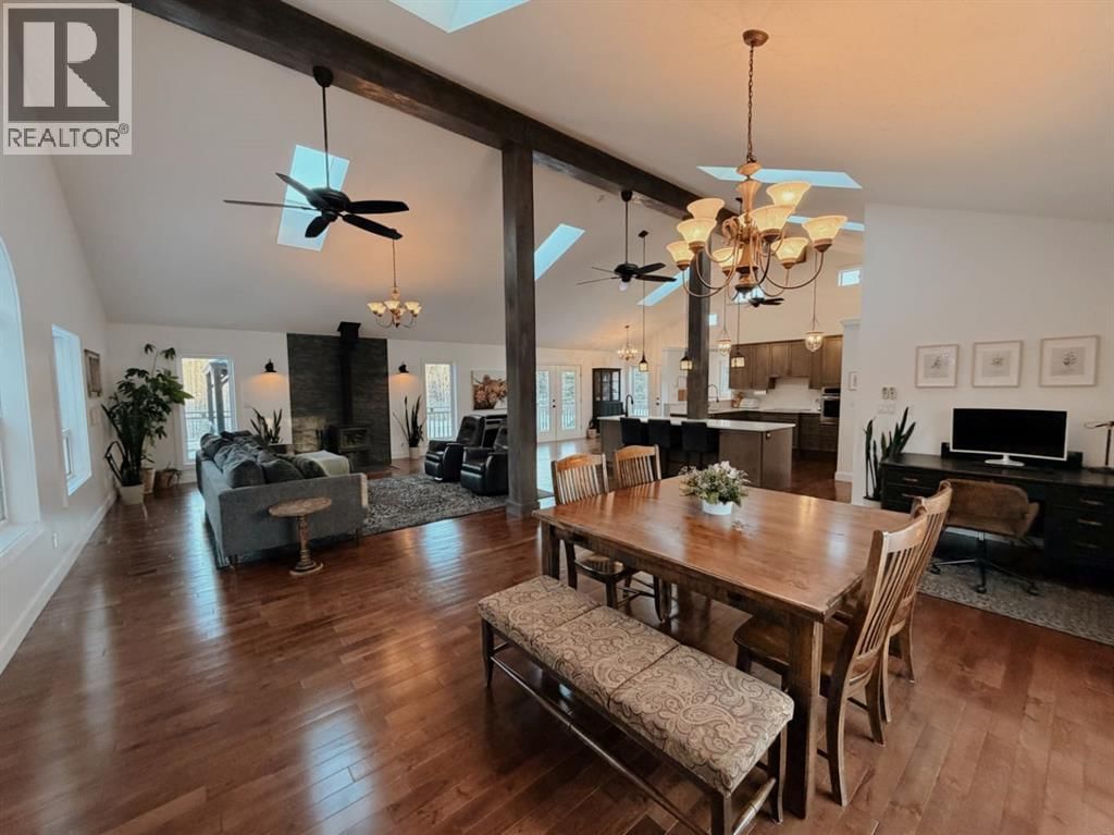 5441 TOWNSHIP ROAD 333 Image 13