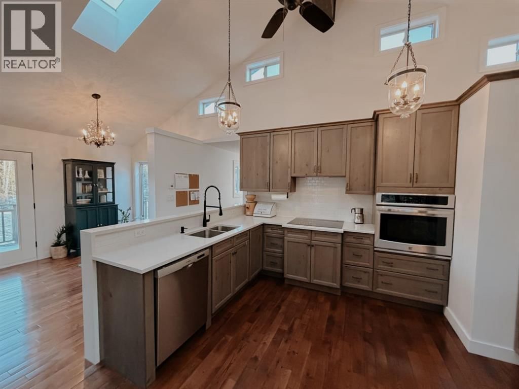 5441 TOWNSHIP ROAD 333 Image 16