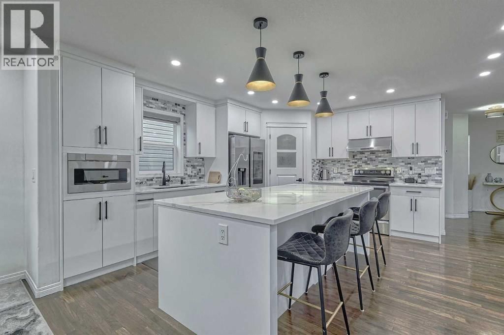 187 KINCORA DRIVE NORTHWEST Image 11