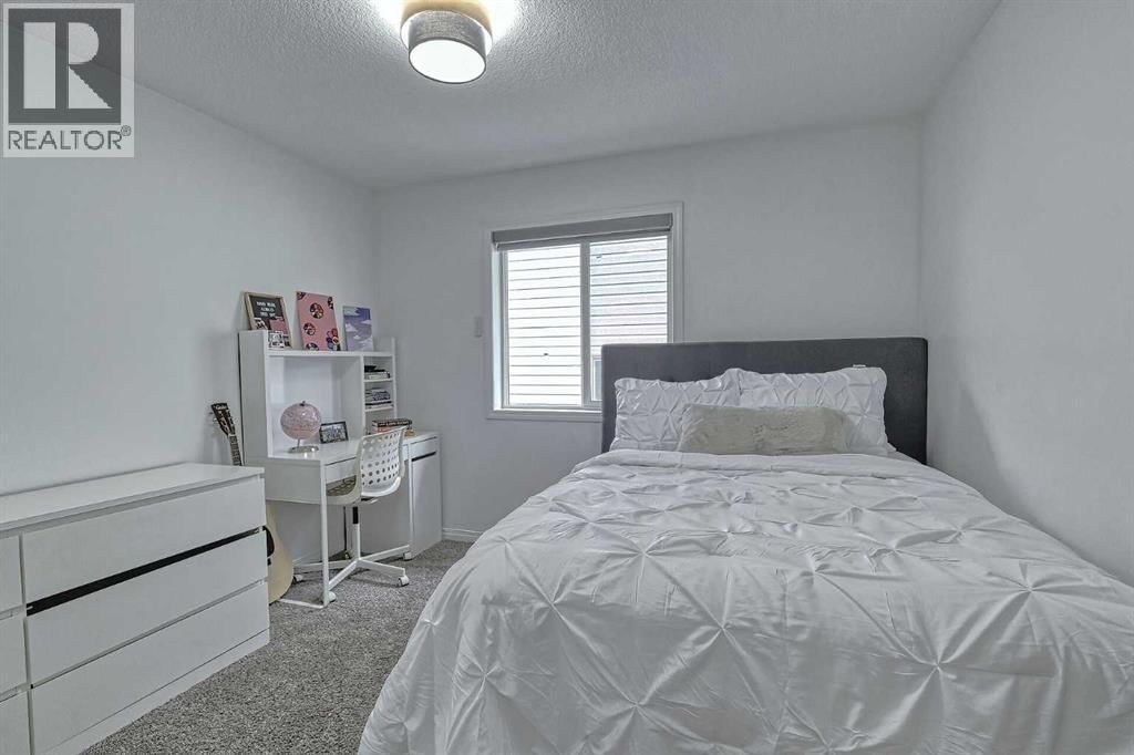 187 KINCORA DRIVE NORTHWEST Image 32