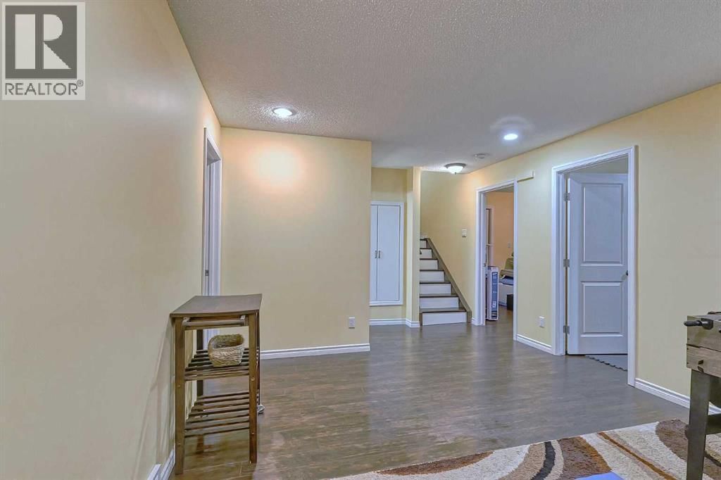 187 KINCORA DRIVE NORTHWEST Image 40