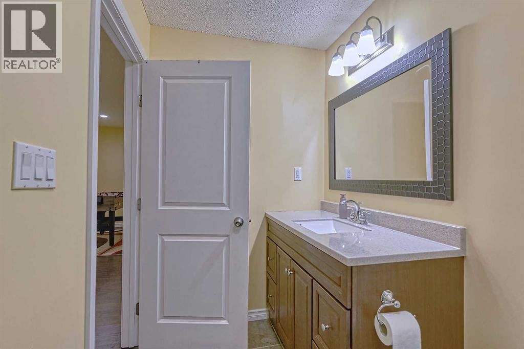 187 KINCORA DRIVE NORTHWEST Image 44