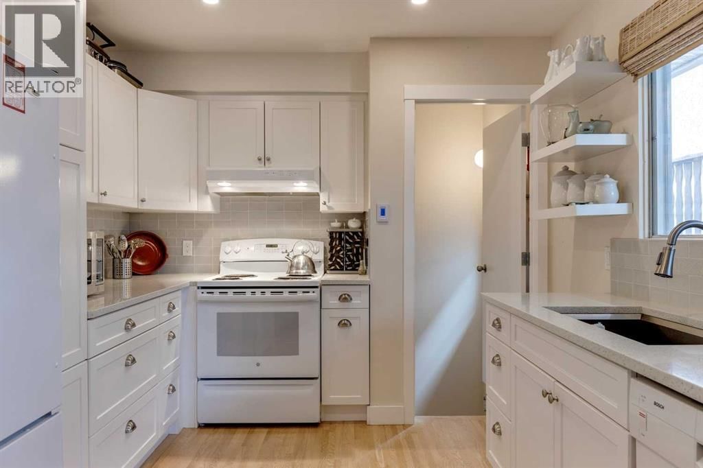 1333 ROSEHILL DRIVE NORTHWEST Image 10