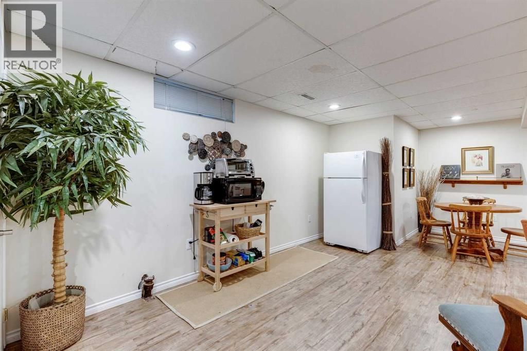 1333 ROSEHILL DRIVE NORTHWEST Image 26