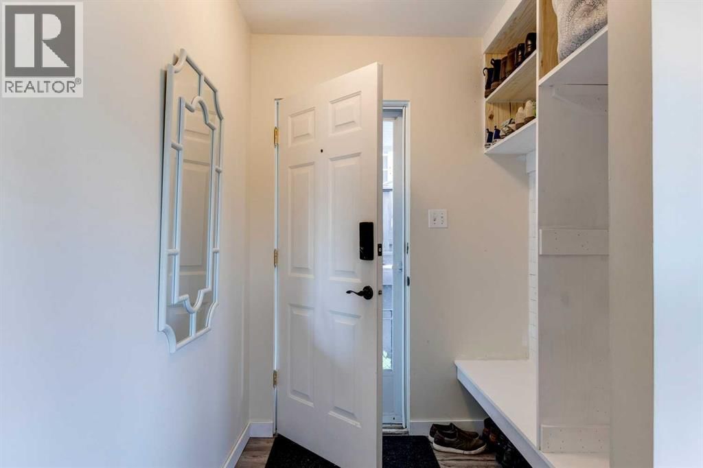 1333 ROSEHILL DRIVE NORTHWEST Image 4