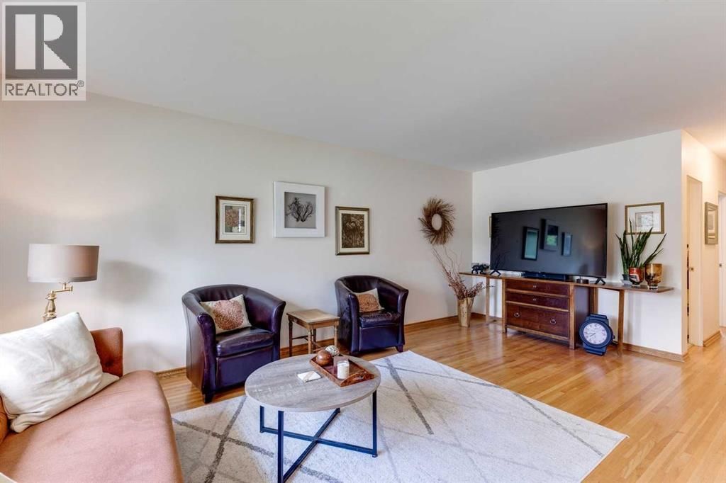 1333 ROSEHILL DRIVE NORTHWEST Image 6