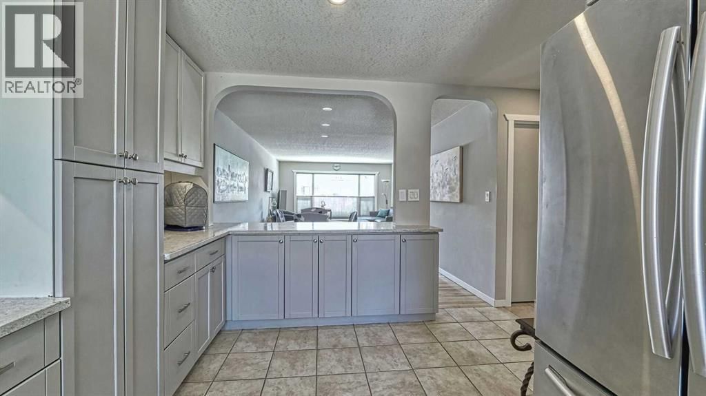 64 MIDGLEN DRIVE SOUTHEAST Image 11