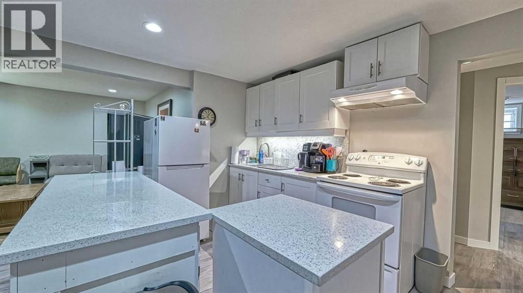 64 MIDGLEN DRIVE SOUTHEAST Image 23