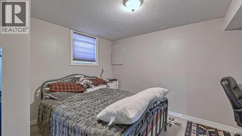 64 MIDGLEN DRIVE SOUTHEAST Image 29