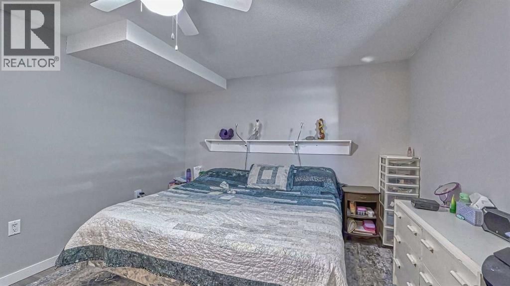 64 MIDGLEN DRIVE SOUTHEAST Image 33