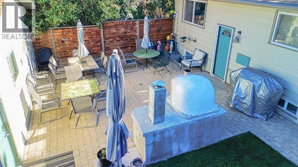 64 MIDGLEN DRIVE SOUTHEAST Image 47