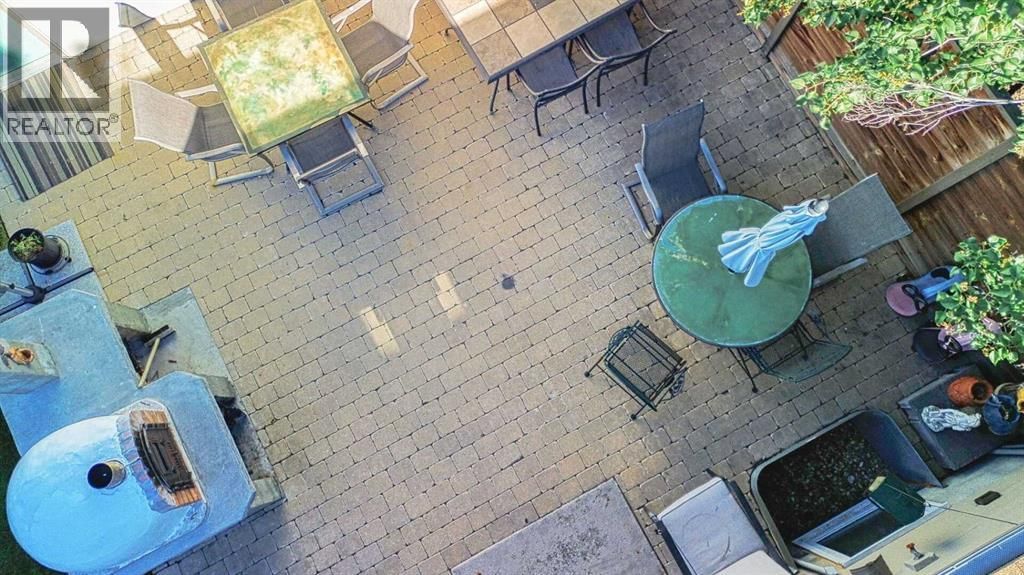 64 MIDGLEN DRIVE SOUTHEAST Image 48