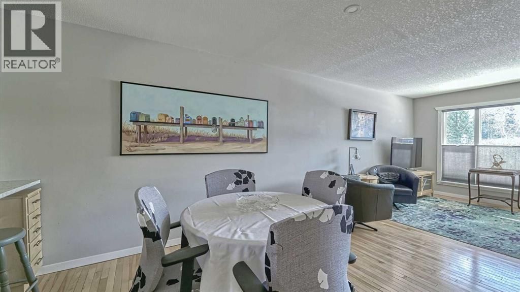 64 MIDGLEN DRIVE SOUTHEAST Image 8