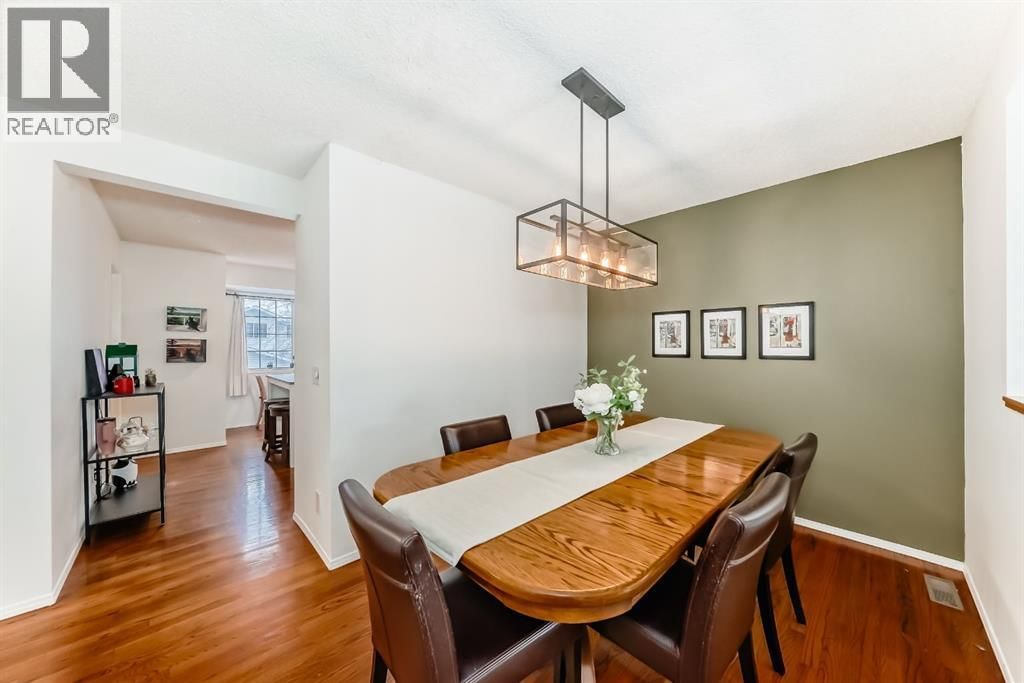 424 HAWKSTONE MANOR NORTHWEST Image 11