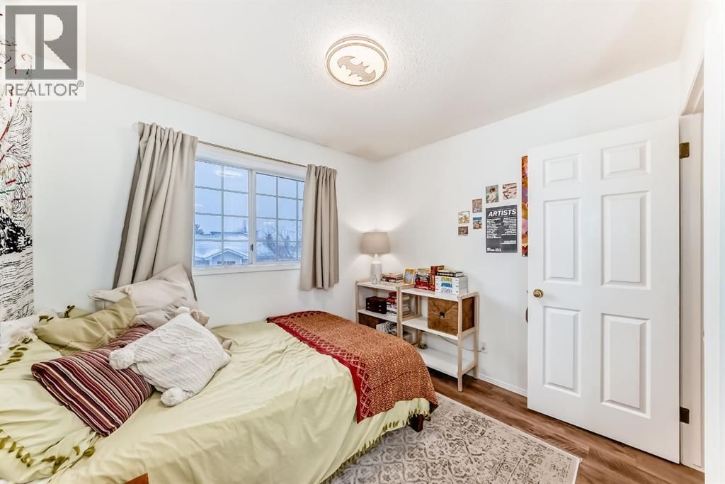 424 HAWKSTONE MANOR NORTHWEST Image 32