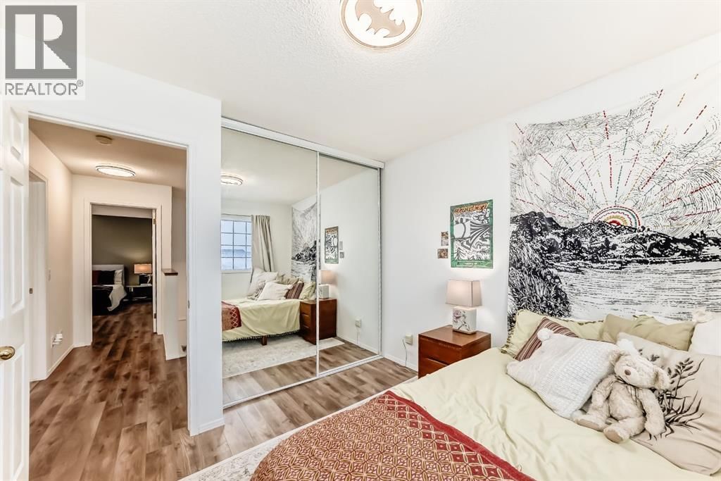 424 HAWKSTONE MANOR NORTHWEST Image 33