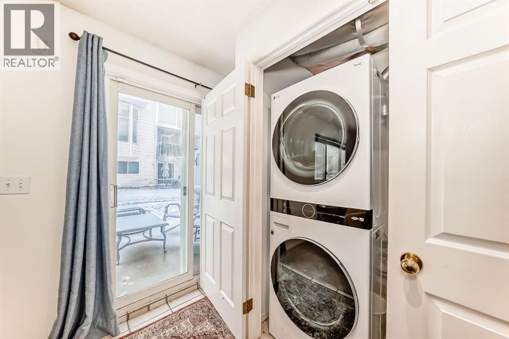 424 HAWKSTONE MANOR NORTHWEST Image 43