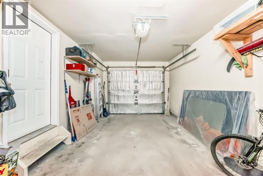 424 HAWKSTONE MANOR NORTHWEST Image 44