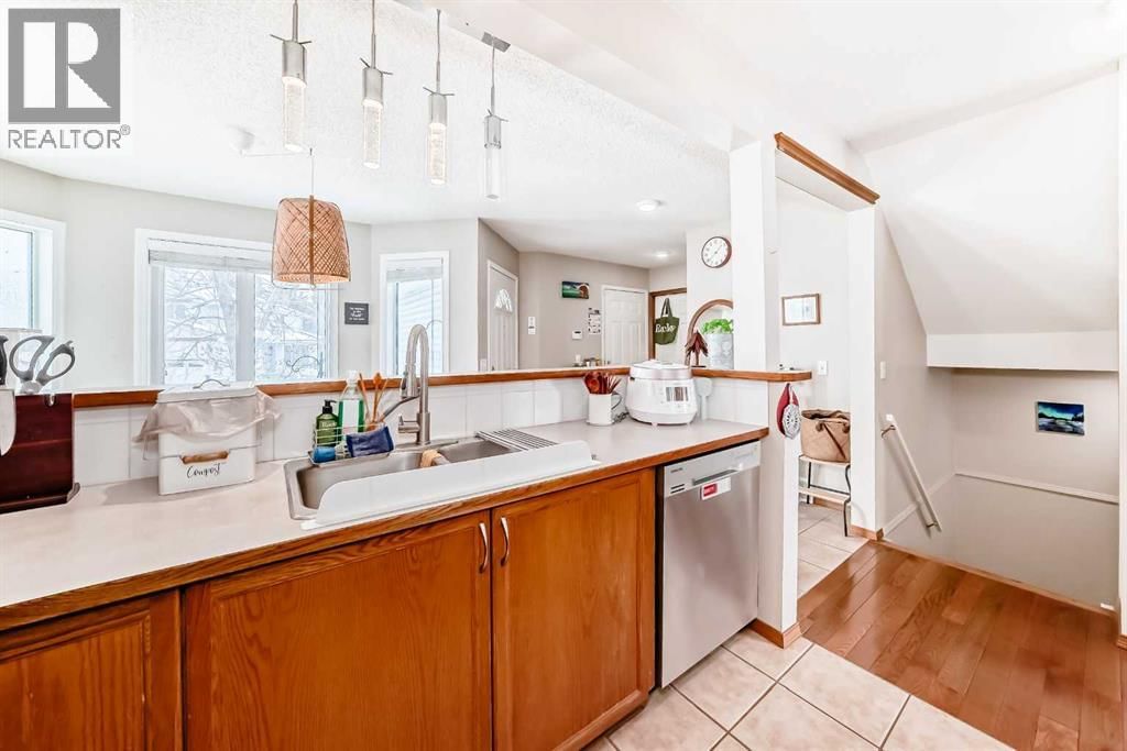 60 SCENIC GARDENS NORTHWEST Image 7