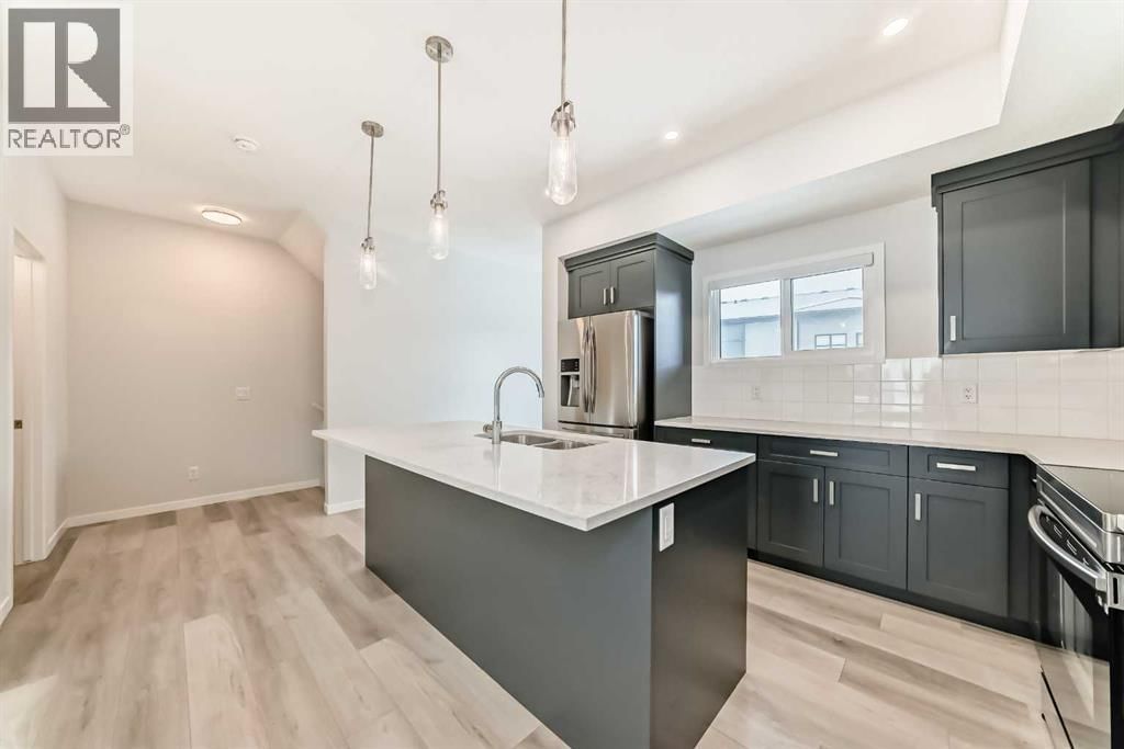 42 CRANBROOK GARDENS SOUTHEAST Image 13