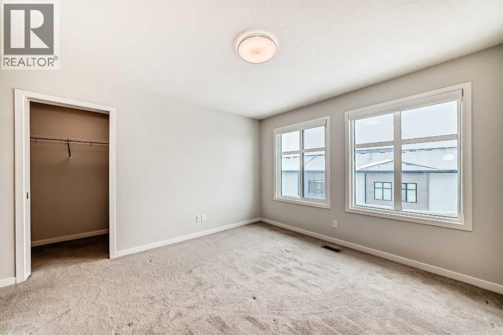 42 CRANBROOK GARDENS SOUTHEAST Image 30