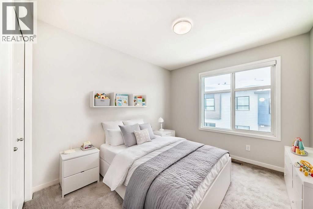 42 CRANBROOK GARDENS SOUTHEAST Image 38