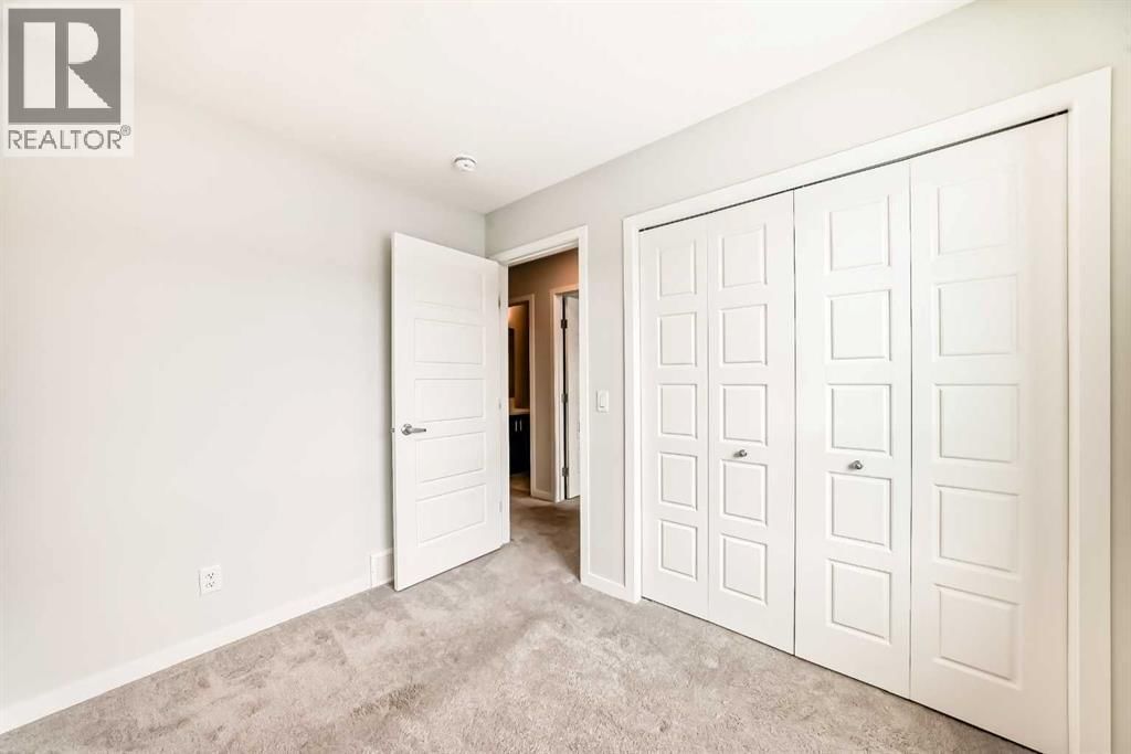 42 CRANBROOK GARDENS SOUTHEAST Image 43